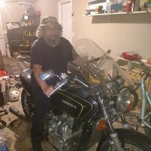 Meet your Posher, Ernest